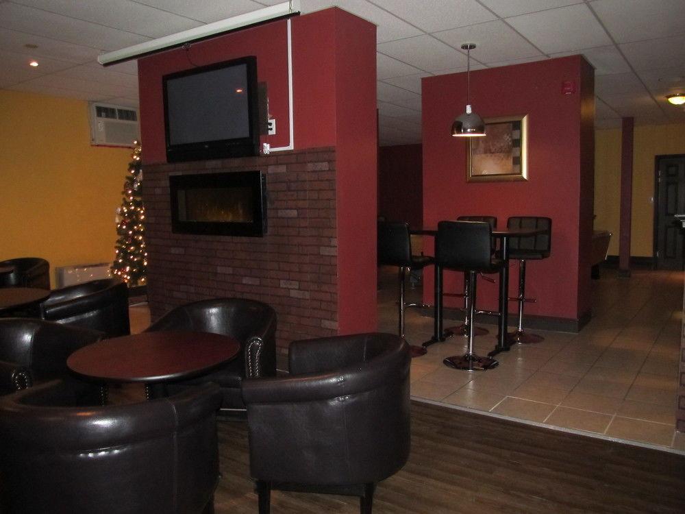 Le Voyageur Inn Mattawa Buitenkant foto
